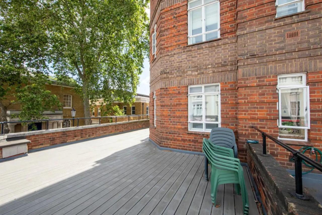 Sleek & Stylish 1Bd Flat W Balcony - Kings Road Apartment London Exterior photo